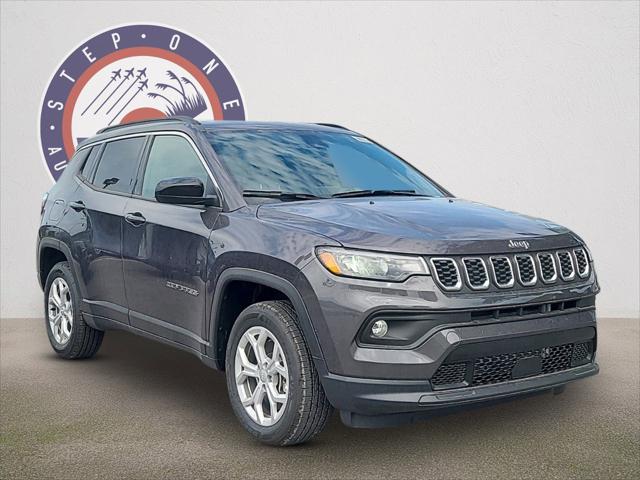 2024 Jeep Compass COMPASS LATITUDE 4X4