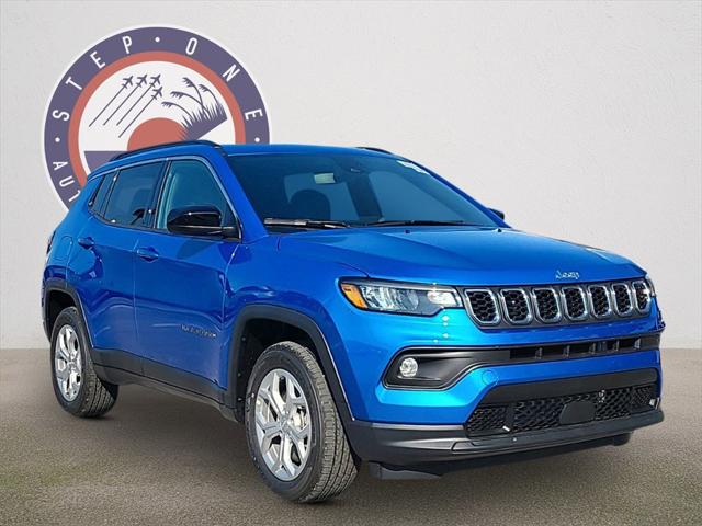 2024 Jeep Compass COMPASS LATITUDE 4X4