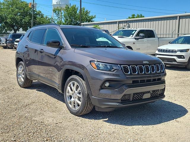 2024 Jeep Compass COMPASS LATITUDE LUX 4X4