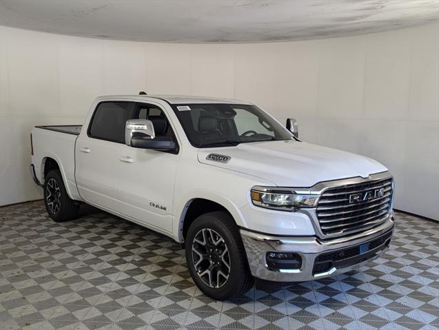 2025 RAM Ram 1500 RAM 1500 LARAMIE CREW CAB 4X4 57 BOX