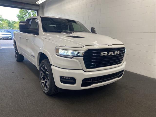 2025 RAM Ram 1500 RAM 1500 LARAMIE CREW CAB 4X4 57 BOX