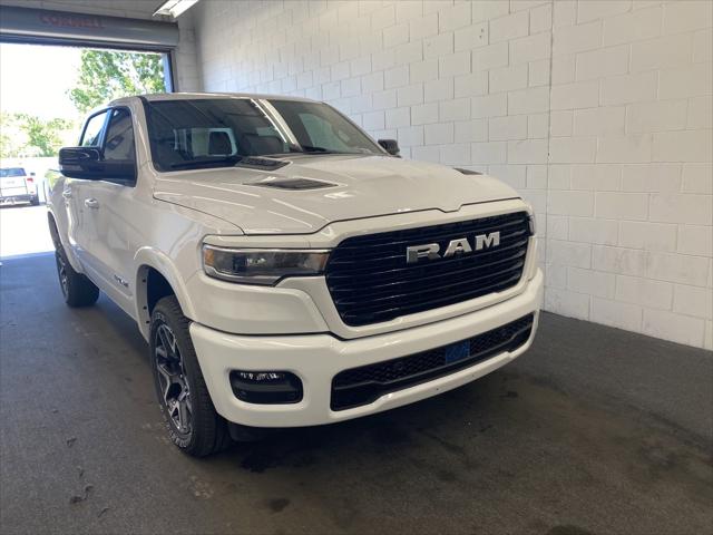 2025 RAM Ram 1500 RAM 1500 LARAMIE CREW CAB 4X4 57 BOX