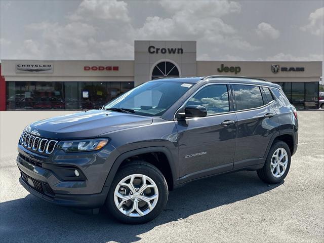 2024 Jeep Compass COMPASS LATITUDE 4X4