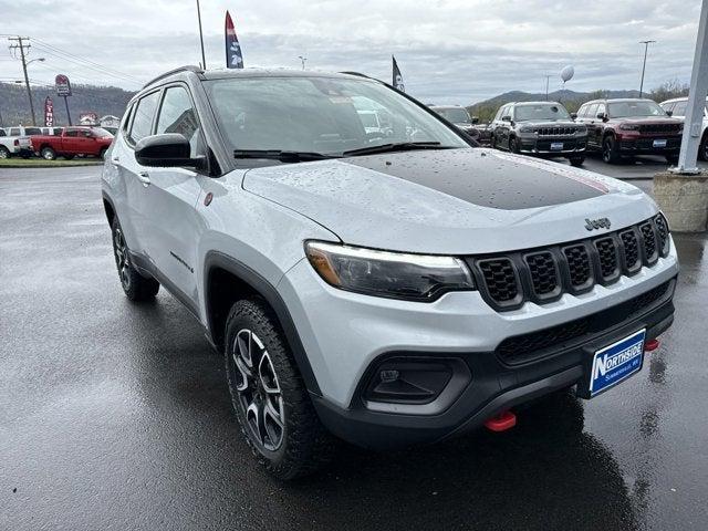 2024 Jeep Compass COMPASS TRAILHAWK 4X4