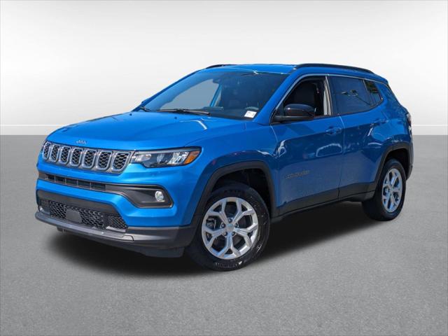 2024 Jeep Compass COMPASS LATITUDE 4X4