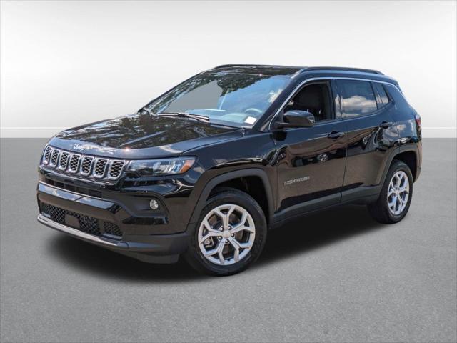 2024 Jeep Compass COMPASS LATITUDE 4X4