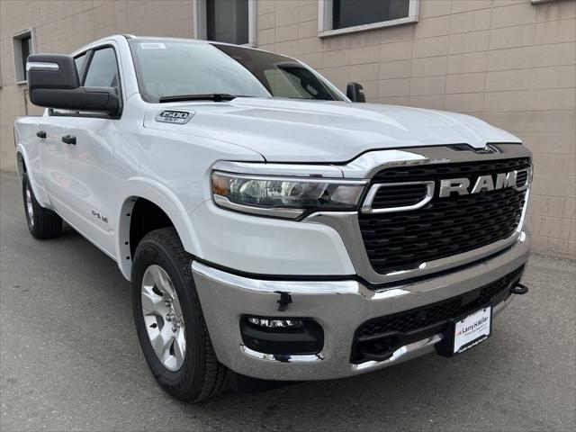 2025 RAM Ram 1500 RAM 1500 BIG HORN CREW CAB 4X4 64 BOX