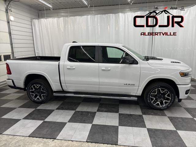 2025 RAM Ram 1500 RAM 1500 LARAMIE CREW CAB 4X4 57 BOX