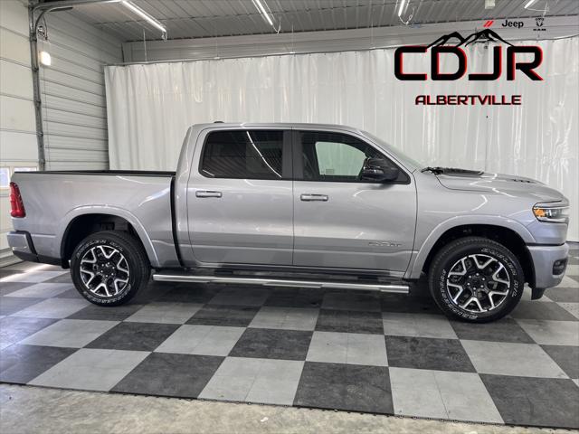 2025 RAM Ram 1500 RAM 1500 LARAMIE CREW CAB 4X4 57 BOX