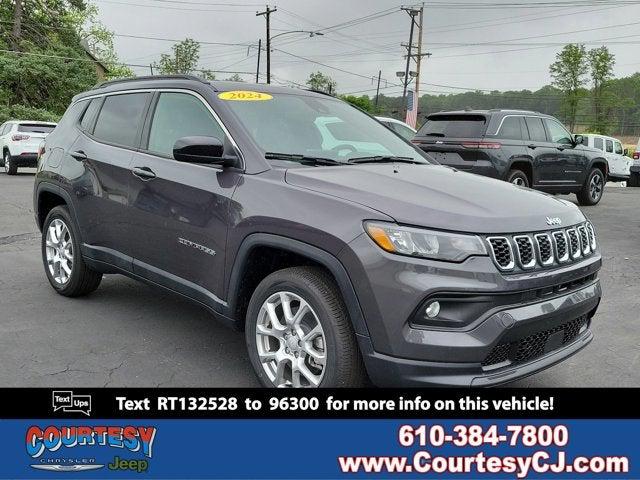 2024 Jeep Compass COMPASS LATITUDE LUX 4X4