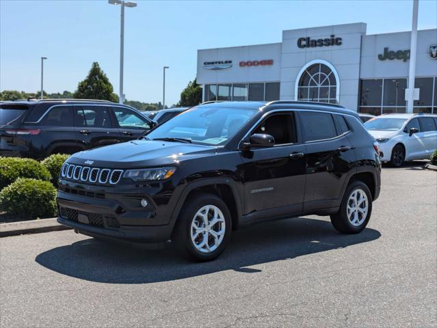 2024 Jeep Compass COMPASS LATITUDE 4X4