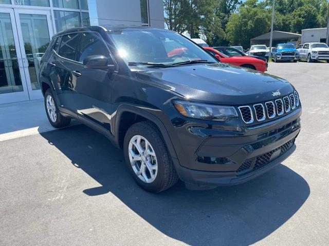 2024 Jeep Compass COMPASS SPORT 4X4