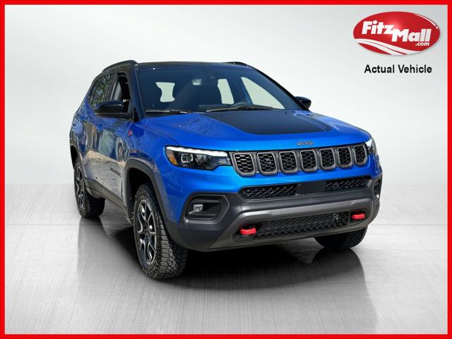 2024 Jeep Compass COMPASS TRAILHAWK 4X4