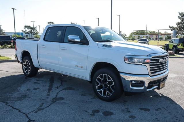 2025 RAM Ram 1500 RAM 1500 LARAMIE CREW CAB 4X4 57 BOX