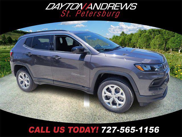 2024 Jeep Compass COMPASS LATITUDE 4X4