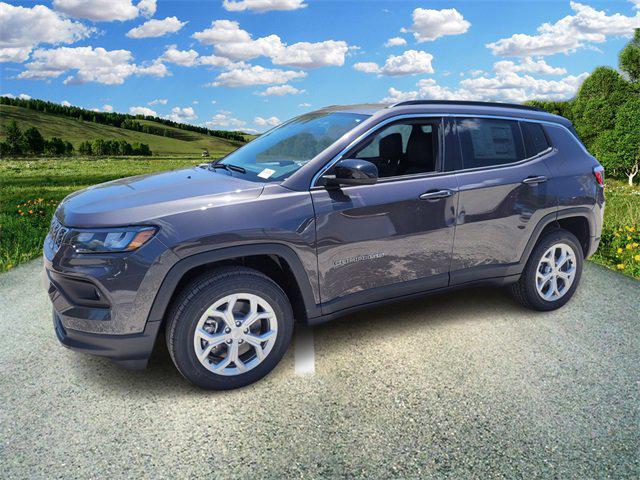 2024 Jeep Compass COMPASS LATITUDE 4X4