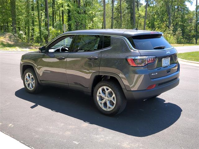 2024 Jeep Compass COMPASS SPORT 4X4