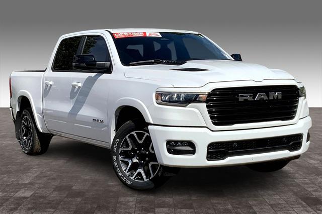 2025 RAM Ram 1500 RAM 1500 LARAMIE CREW CAB 4X4 57 BOX