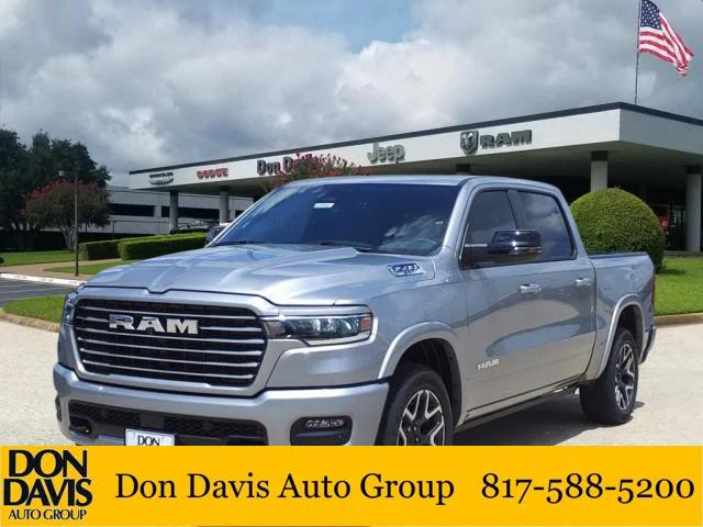 2025 RAM Ram 1500 RAM 1500 LARAMIE CREW CAB 4X4 57 BOX