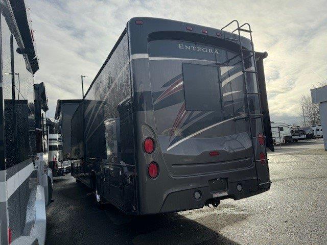 2024 Ford F-53 Unknown