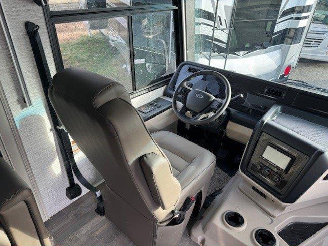 2024 Ford F-53 Unknown