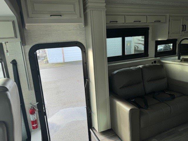 2024 Ford F-53 Unknown