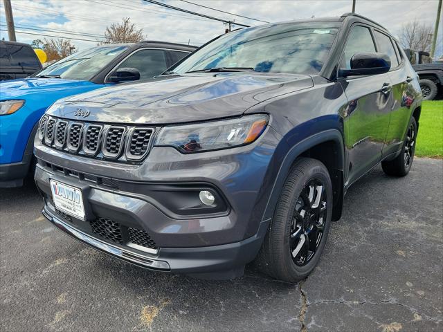 2024 Jeep Compass COMPASS LATITUDE 4X4