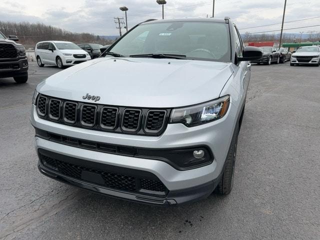 2024 Jeep Compass COMPASS LATITUDE 4X4