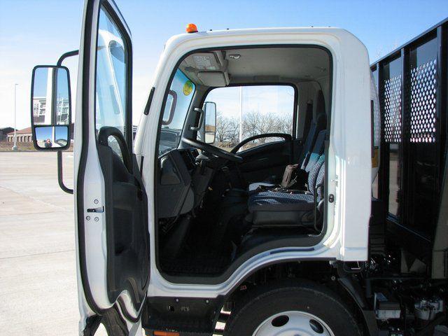2023 Chevrolet 5500XD LCF Diesel Base