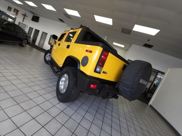 2005 HUMMER H2 Base 4WD 4dr Crew Cab SB Pickup