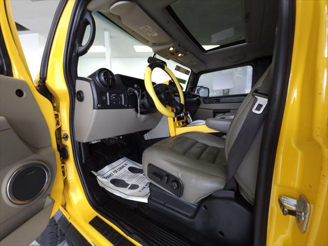 2005 HUMMER H2 Base 4WD 4dr Crew Cab SB Pickup
