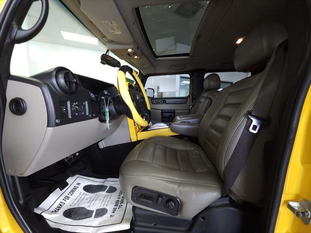2005 HUMMER H2 Base 4WD 4dr Crew Cab SB Pickup