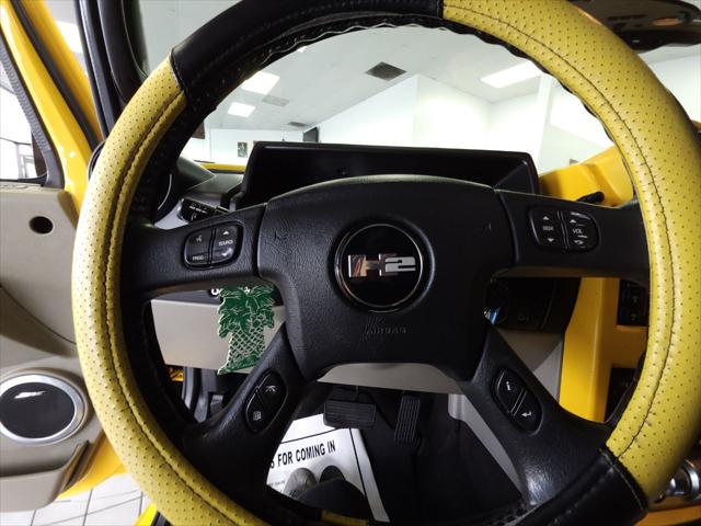 2005 HUMMER H2 Base 4WD 4dr Crew Cab SB Pickup