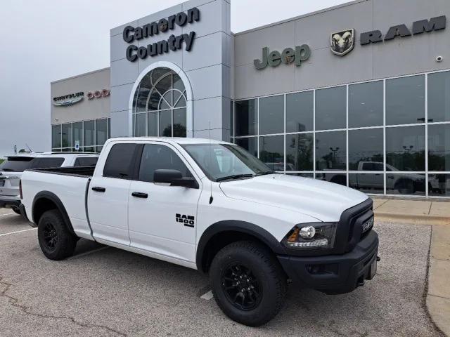 2024 RAM Ram 1500 Classic RAM 1500 CLASSIC WARLOCK QUAD CAB 4X4 64 BOX