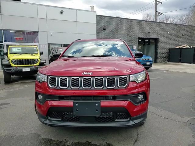 2024 Jeep Compass COMPASS LATITUDE 4X4