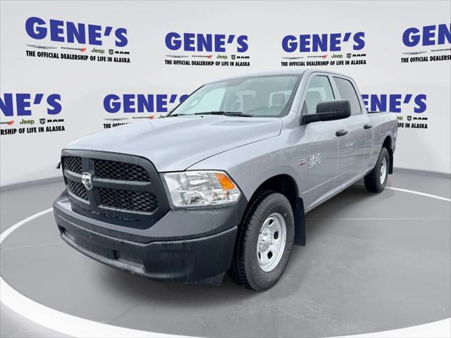 2024 RAM Ram 1500 Classic RAM 1500 CLASSIC TRADESMAN CREW CAB 4X4 64 BOX