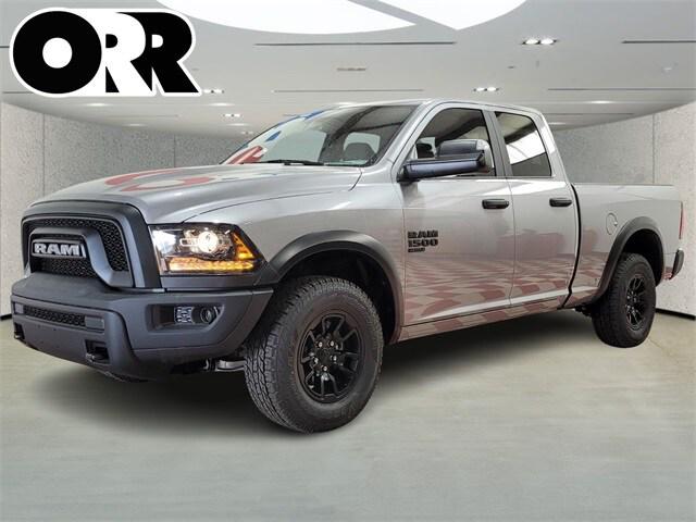 2024 RAM Ram 1500 Classic RAM 1500 CLASSIC WARLOCK QUAD CAB 4X4 64 BOX