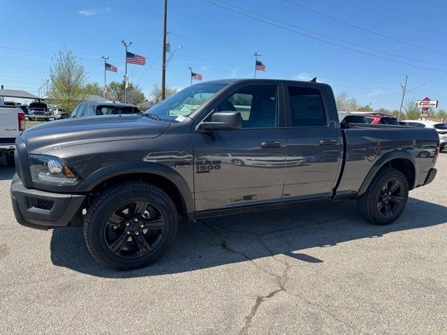 2024 RAM Ram 1500 Classic RAM 1500 CLASSIC WARLOCK QUAD CAB 4X2 64 BOX