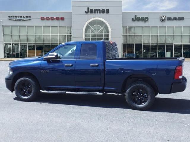 2024 RAM Ram 1500 Classic RAM 1500 CLASSIC TRADESMAN QUAD CAB 4X4 64 BOX