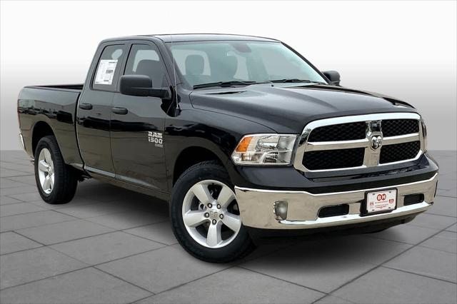 2024 RAM Ram 1500 Classic RAM 1500 CLASSIC TRADESMAN QUAD CAB 4X4 64 BOX