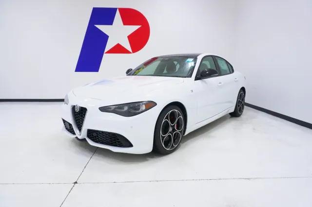 2024 Alfa Romeo Giulia GIULIA Ti RWD