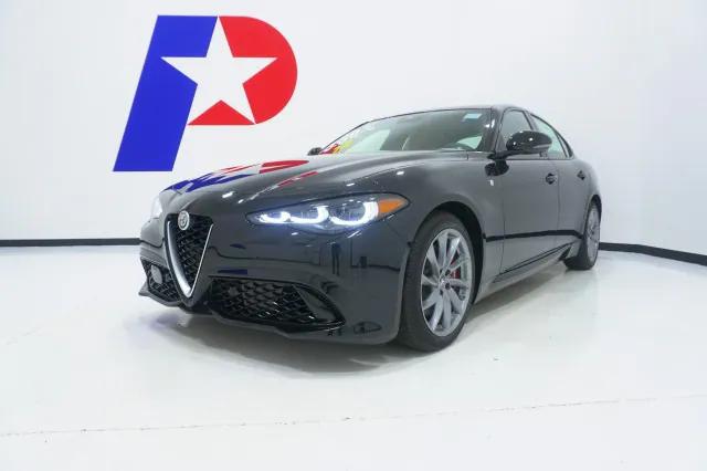 2024 Alfa Romeo Giulia GIULIA Ti RWD