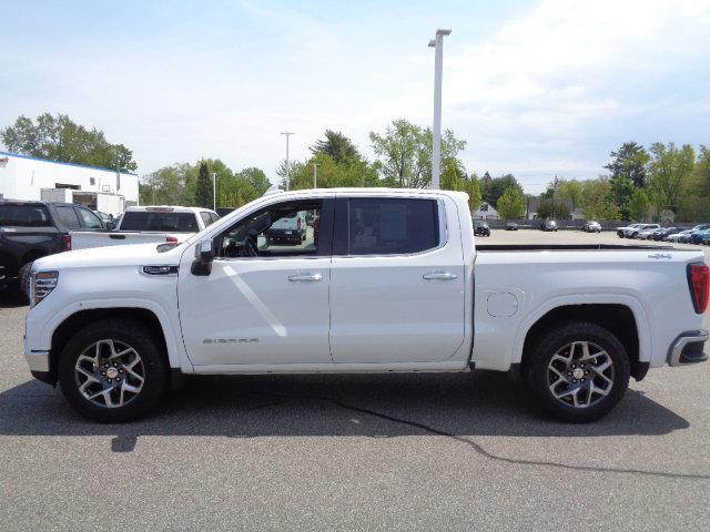 2022 GMC Sierra 1500 4WD Crew Cab Short Box SLT