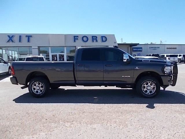 2023 RAM 3500 Laramie Crew Cab 4x4 8 Box