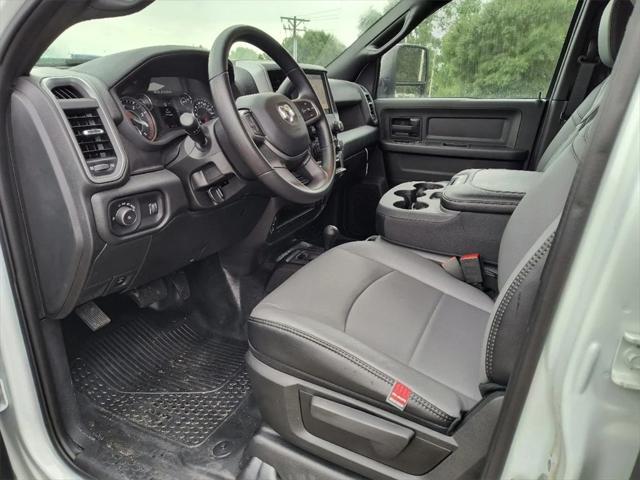 2024 RAM Ram 2500 RAM 2500 TRADESMAN CREW CAB 4X4 8 BOX