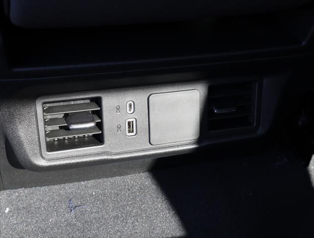2024 Chevrolet Silverado 1500 4WD Crew Cab Short Bed Custom