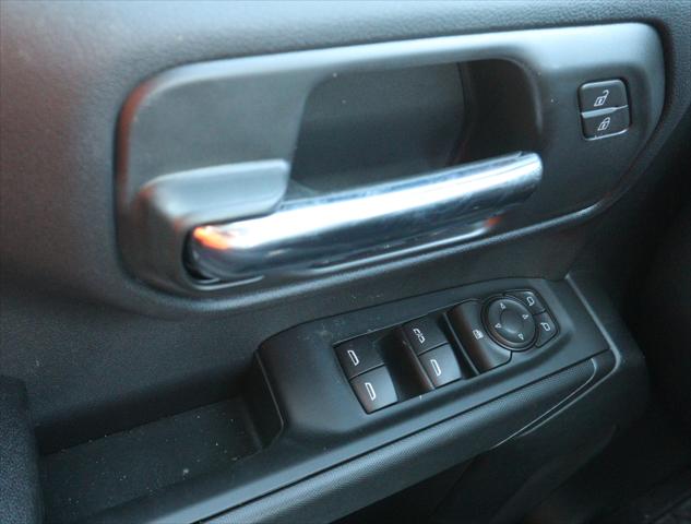 2024 Chevrolet Silverado 1500 4WD Crew Cab Short Bed Custom