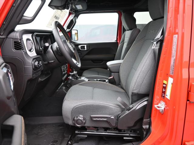 2024 Jeep Wrangler WRANGLER 4-DOOR SAHARA