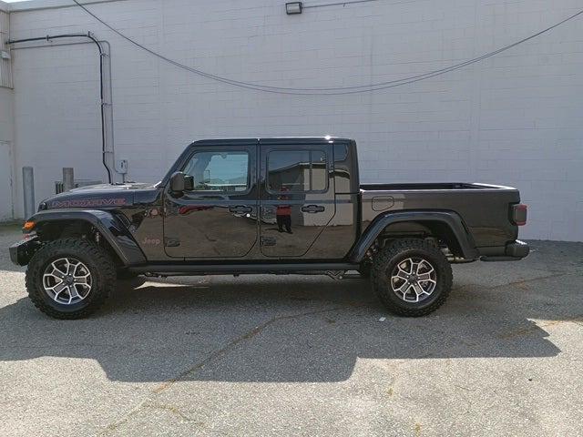 2024 Jeep Gladiator GLADIATOR MOJAVE X 4X4