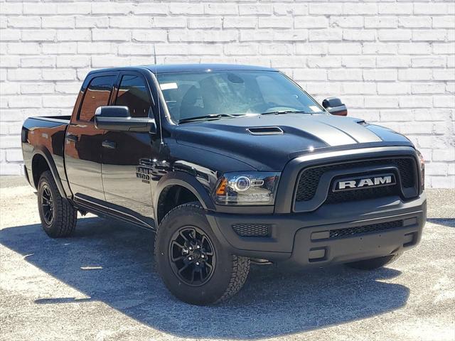 2024 RAM Ram 1500 Classic RAM 1500 CLASSIC WARLOCK CREW CAB 4X4 57 BOX